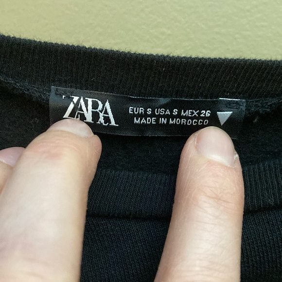 Zara Blue Boxy Crop Sweatshirt with Long Sleeves - Picture 2 of 12